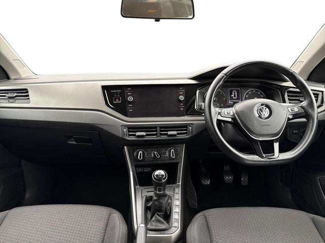 VOLKSWAGEN Polo Photo 10
