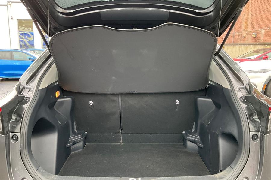 Toyota YARIS CROSS Photo autoimg-945e8a675e138e29b2b38993a9b62bbf604d7800.jpg