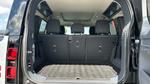Land Rover Defender Photo 9