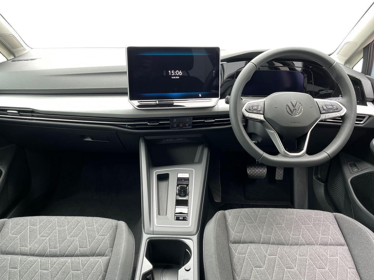 Volkswagen Golf Photo autoimg-945f4a0ce54167d7609f8b889841421ed74784d9.jpg