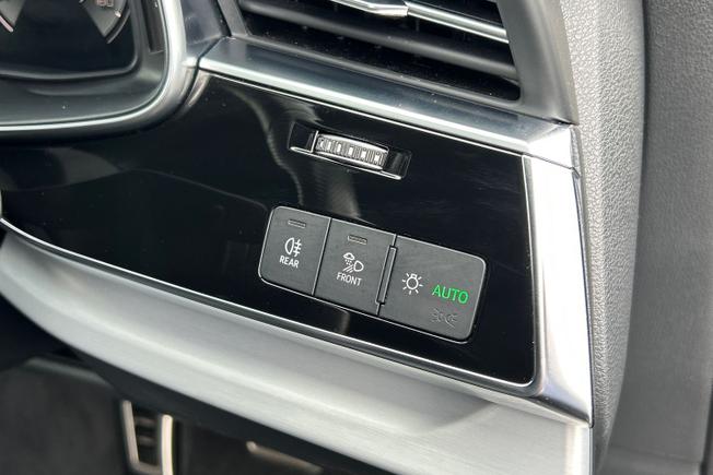 Audi Q7 Photo 49