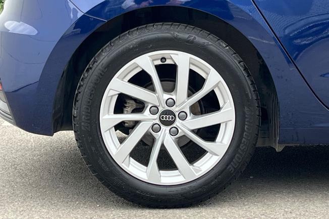 AUDI A1 Photo 5