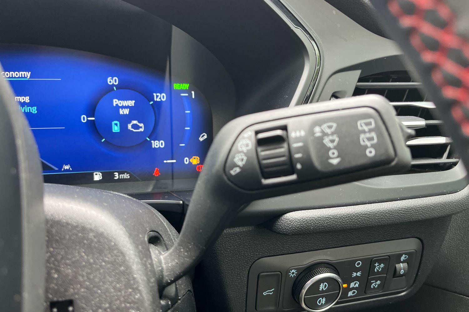 Ford KUGA Photo 14