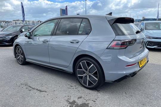 Volkswagen Golf Photo autoimg-946fda3803bafa6c5448f08ac0b2ae075f6b2e4d.jpg