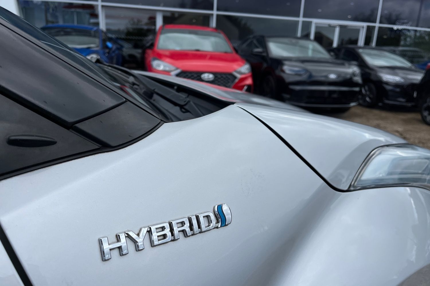 Toyota C-HR Photo 23