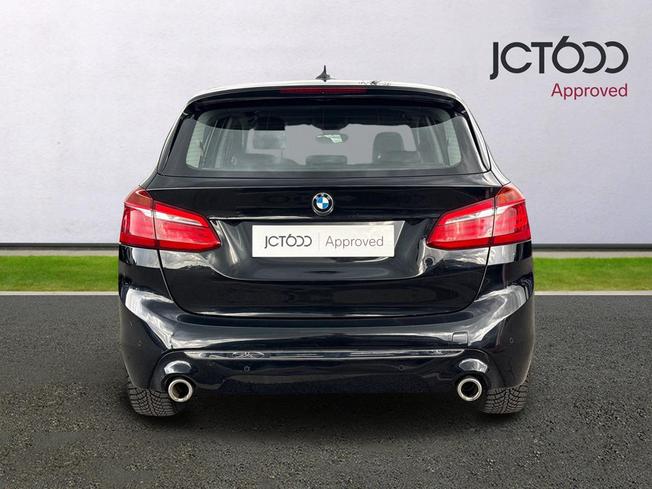 BMW 2 Series Active Tourer Photo 7