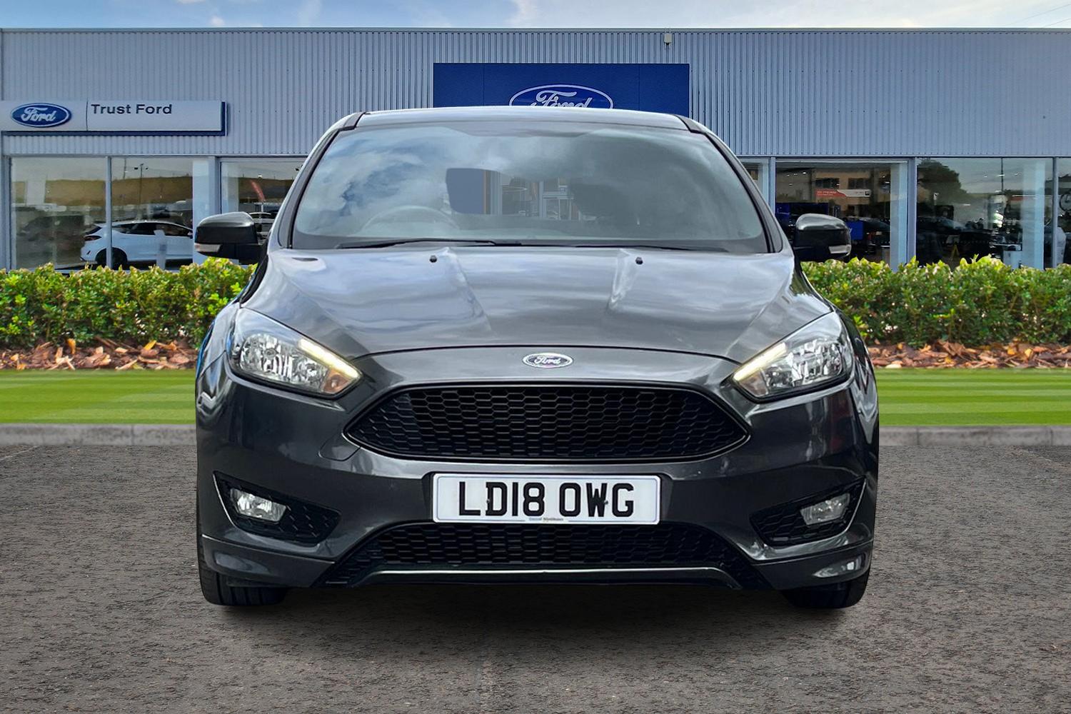 Ford FOCUS Photo 5