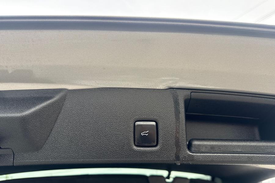 Ford KUGA Photo autoimg-947c9acd2423ac6d5d00d78d5ef70041cf790873.jpg
