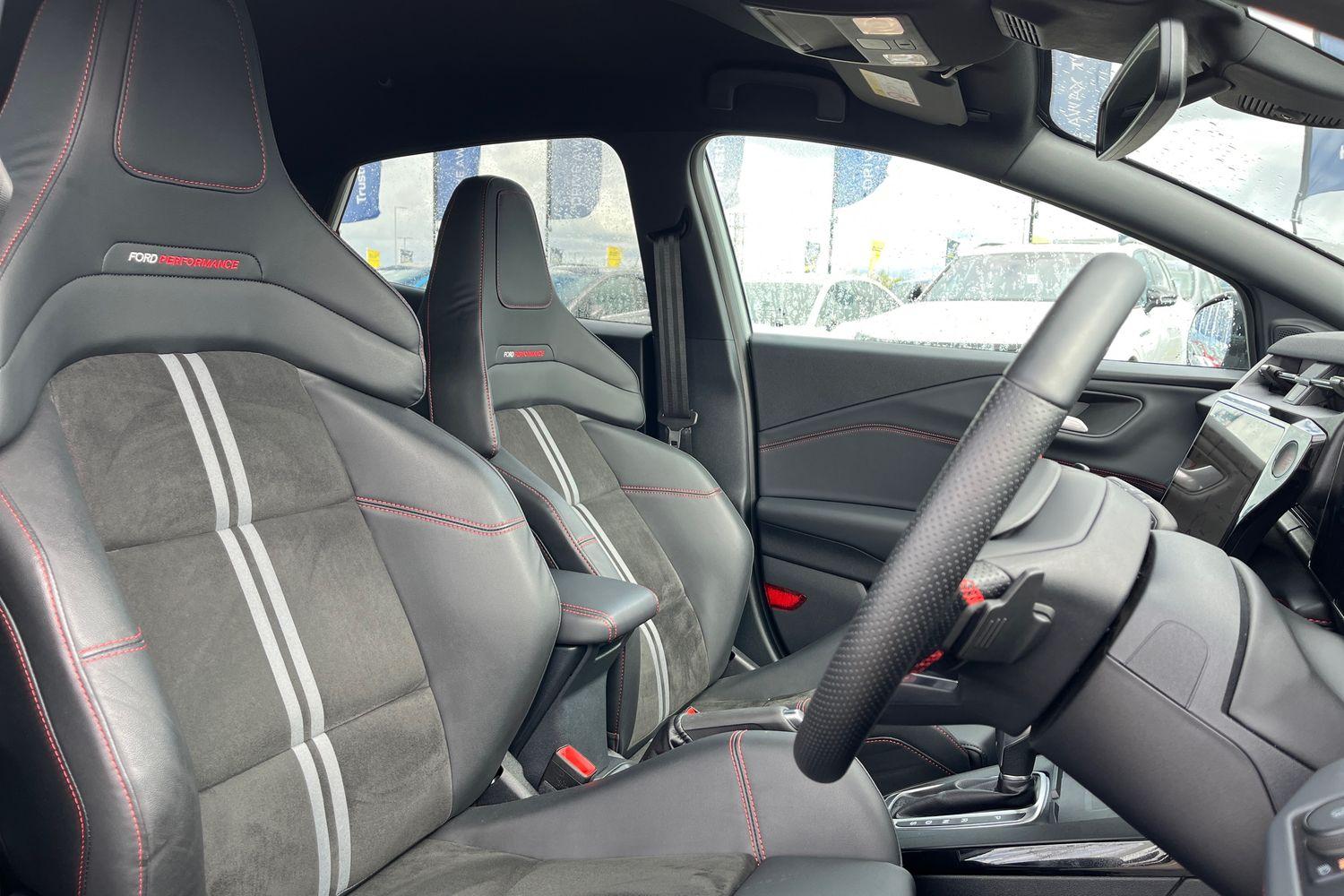 Ford Puma Photo 16