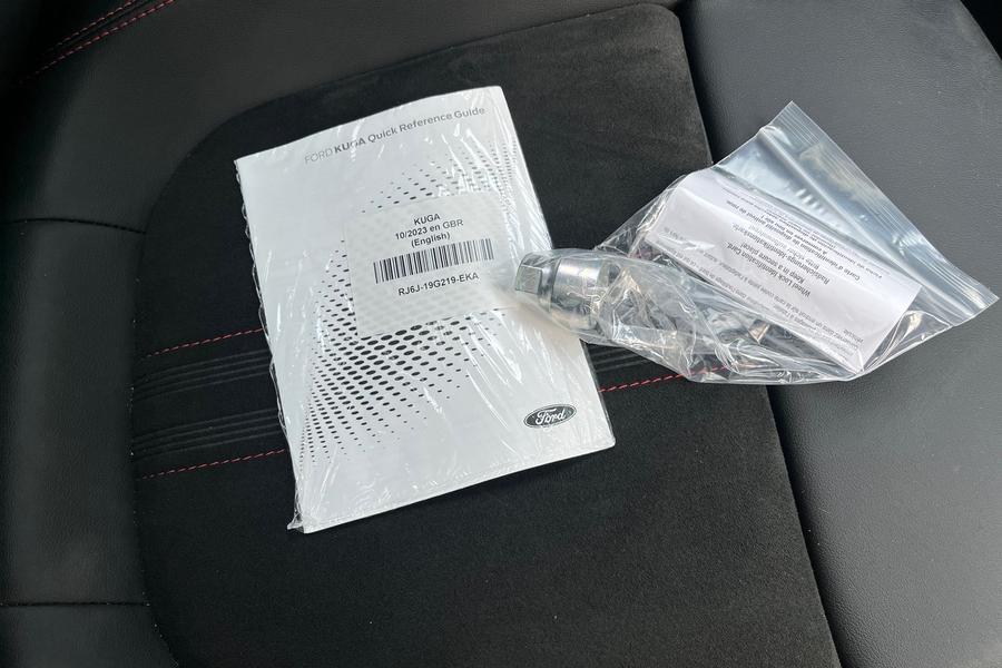 Ford KUGA Photo autoimg-9480972c9a28f8a51420ac2284fbda275748ff18.jpg