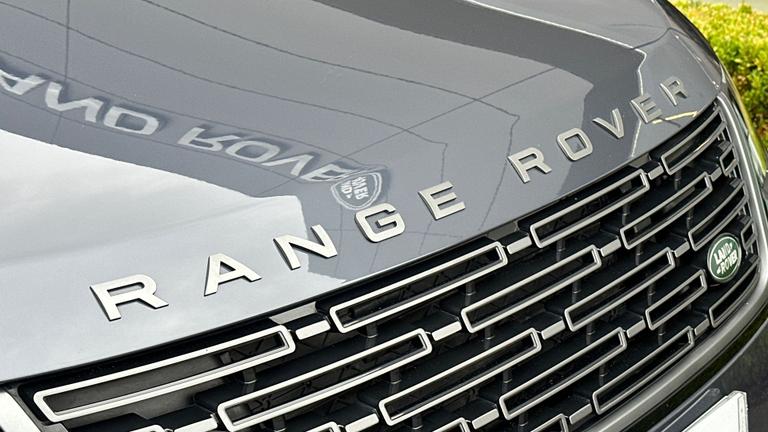 Used Land Rover Range Rover Velar WG74UHL 28