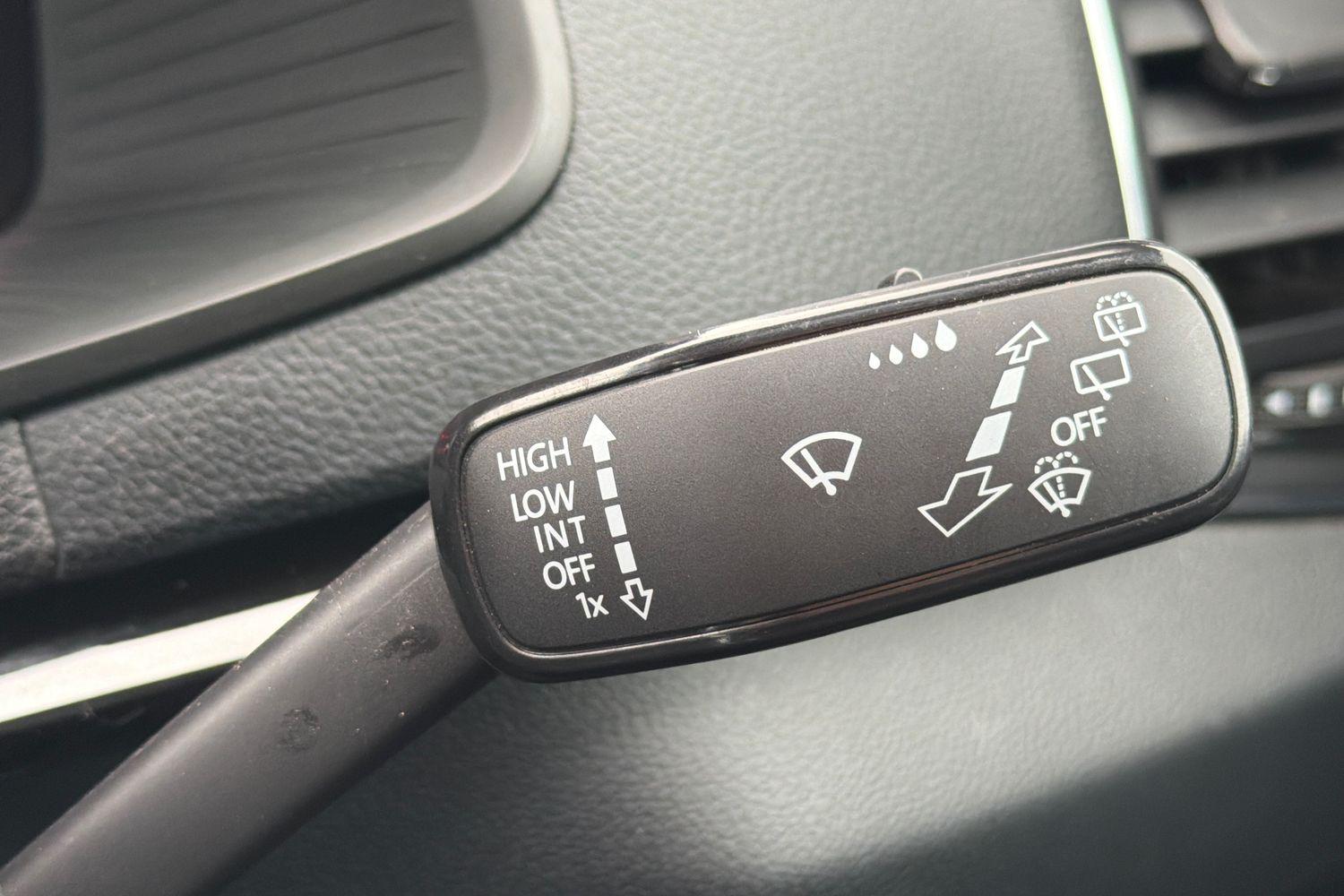 Skoda KAROQ Photo 14