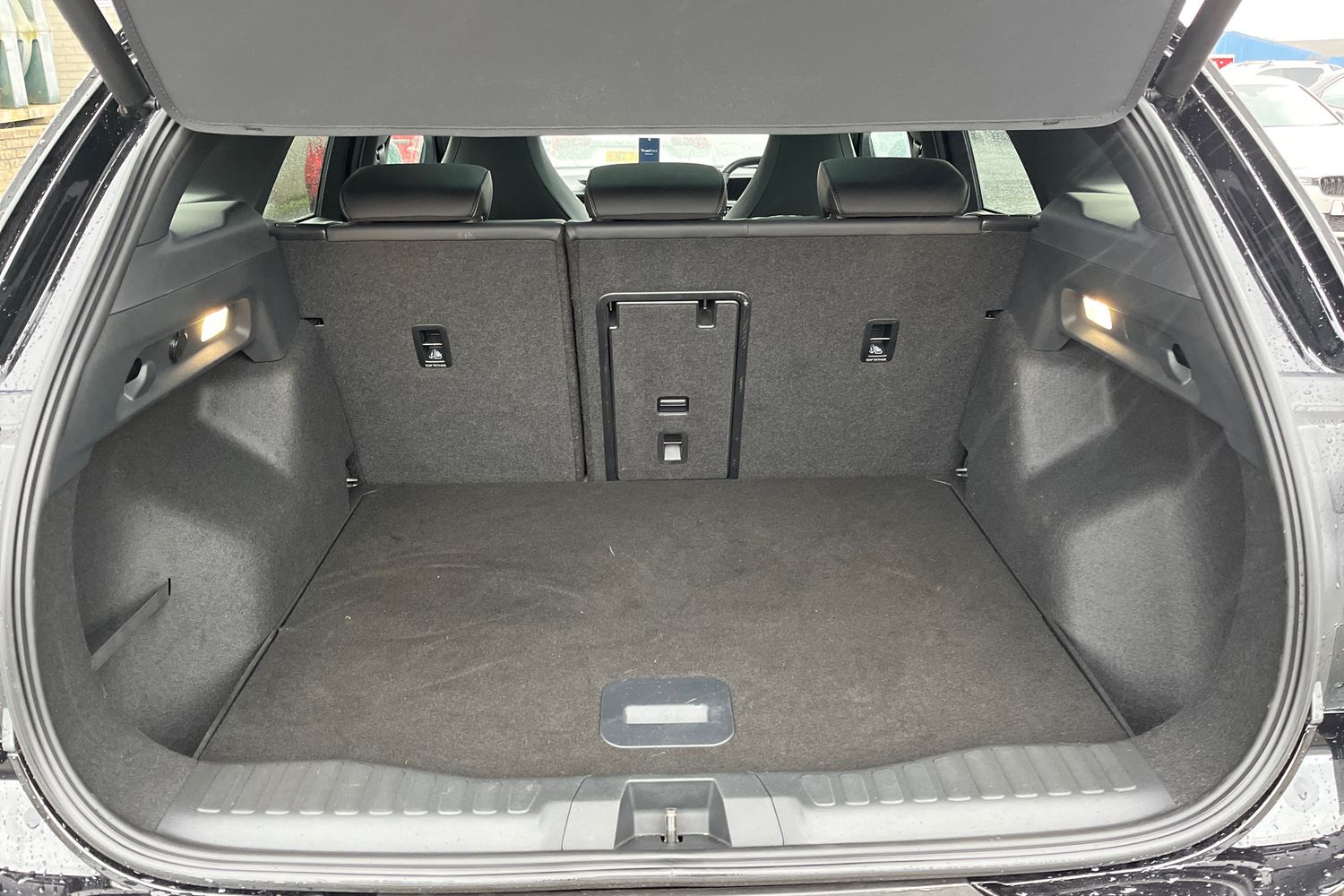 Ford Explorer Photo 20