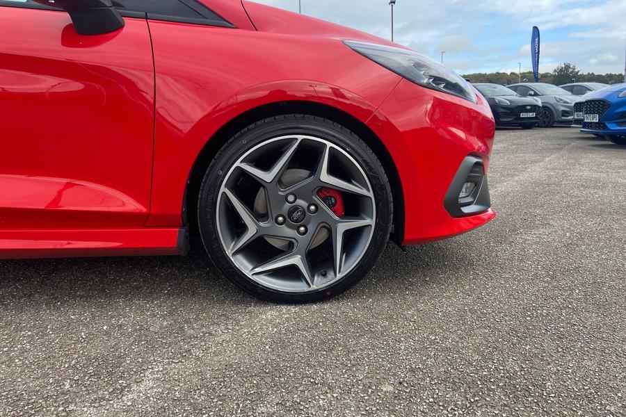 Ford FIESTA Photo autoimg-948c7f0d219421b32c15c91c96b8ffb9ca9e18ad.jpg