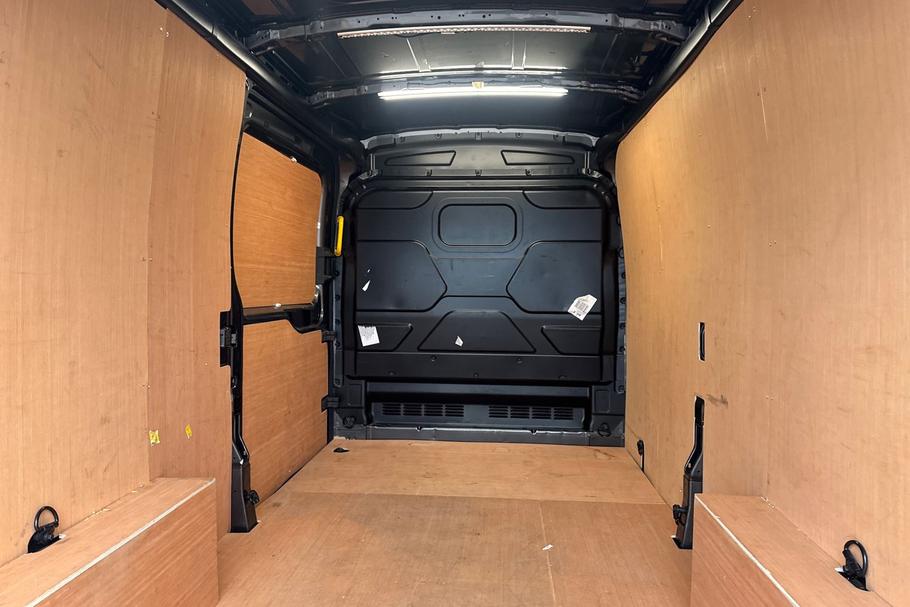 Used Ford TRANSIT WO25UCT 15