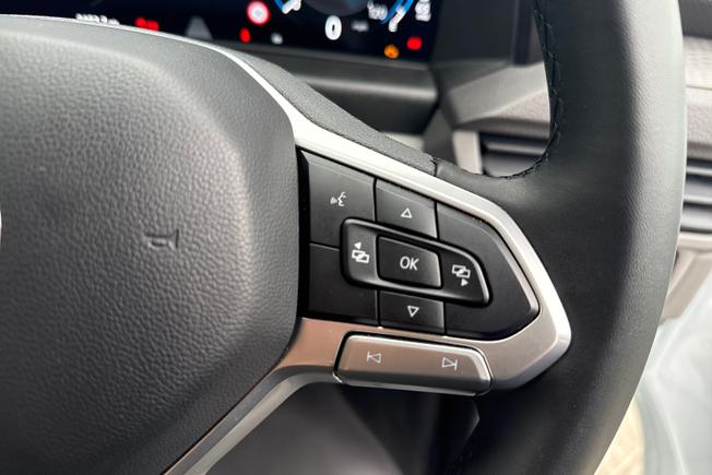 VOLKSWAGEN Transporter Photo 17