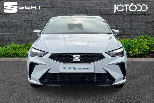 SEAT Ibiza Photo 8