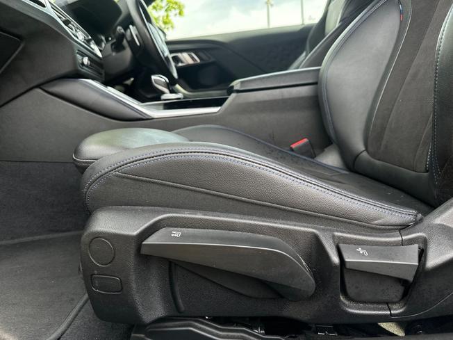 BMW 2 Series Photo 27