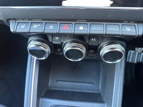 Renault CLIO Photo autoimg-94a2d3908e8562e8a11c34695ead6ea735398d7b.jpg