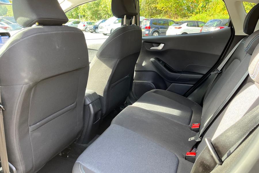 Ford Fiesta Photo autoimg-94a331aded1cf29c4f0210cd43db21cf861832f5.jpg