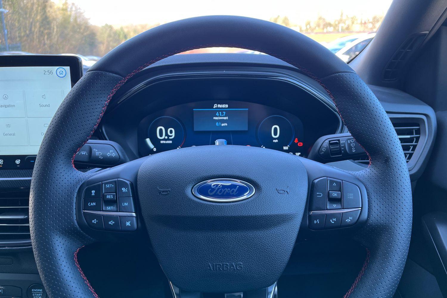 Ford Focus Photo 11