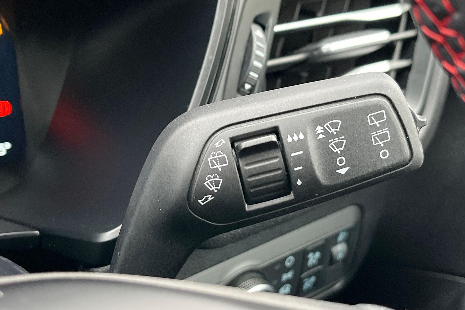 Ford KUGA Photo 14