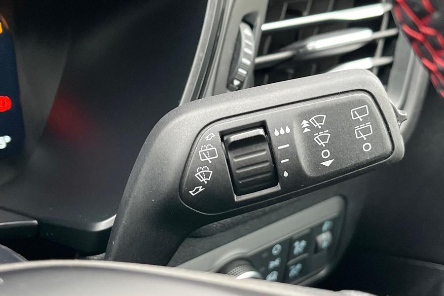 Ford KUGA Photo autoimg-94a7aae52fb381dd4a5933b1b80de5568d7c7523.jpg