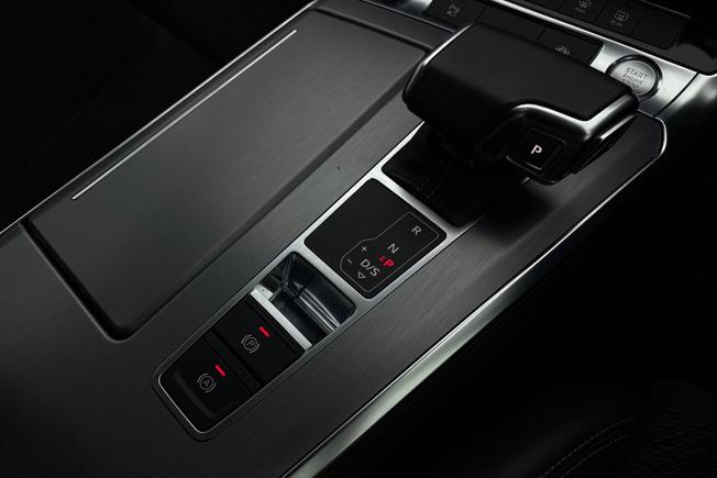 AUDI A6 Photo 28