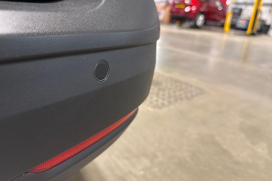 Used FORD TRANSIT CONNECT HS25CGV 18