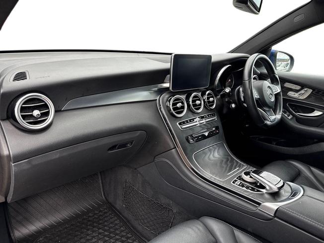 MERCEDES-BENZ GLC Photo 2