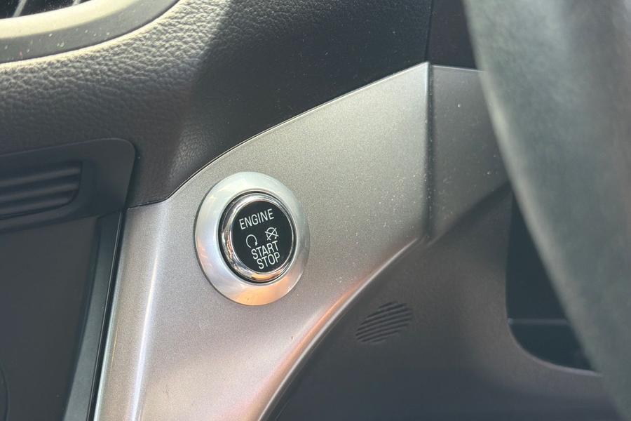 Ford KUGA Photo autoimg-94b24854c75fa778084fdb87dc811812f49dd191.jpg
