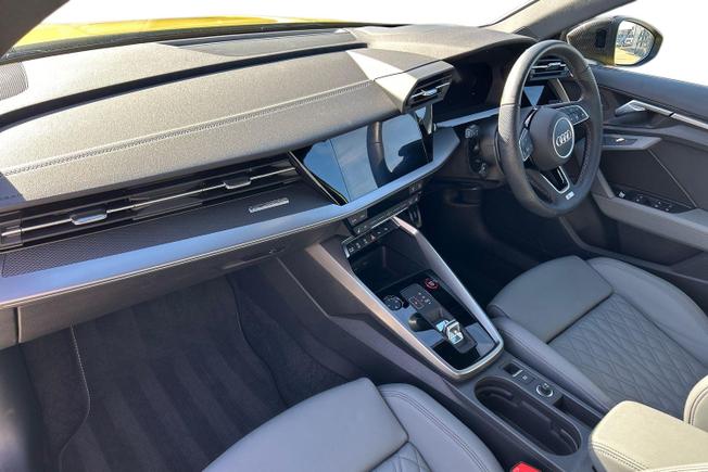 Audi S3 Photo 2