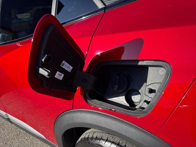 Used Peugeot 2008 KN74UOW 32
