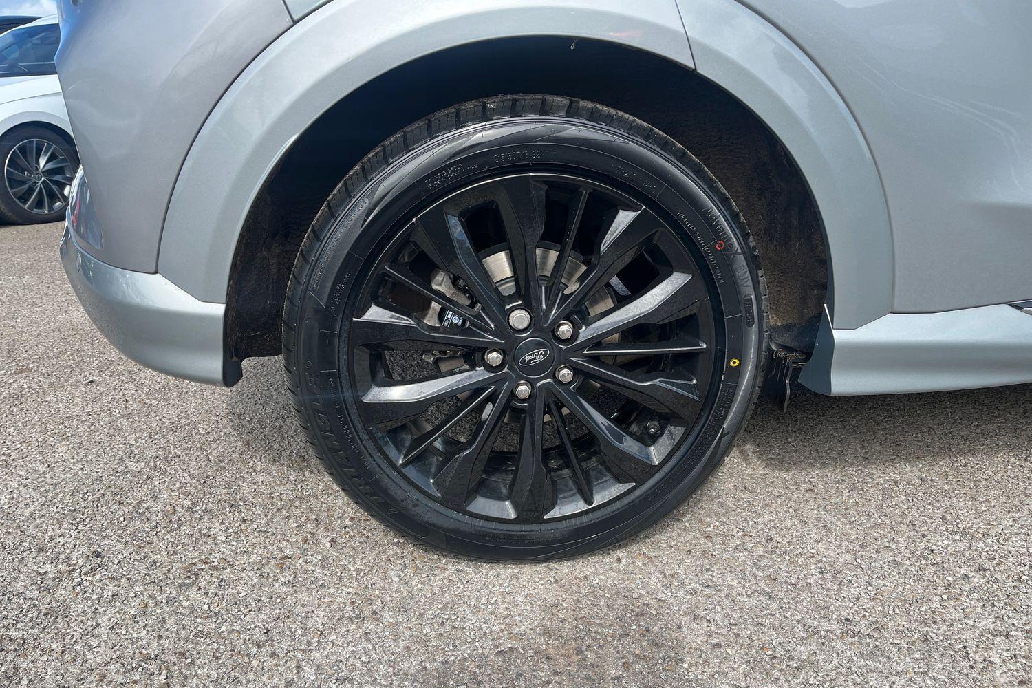 Ford PUMA Photo 7