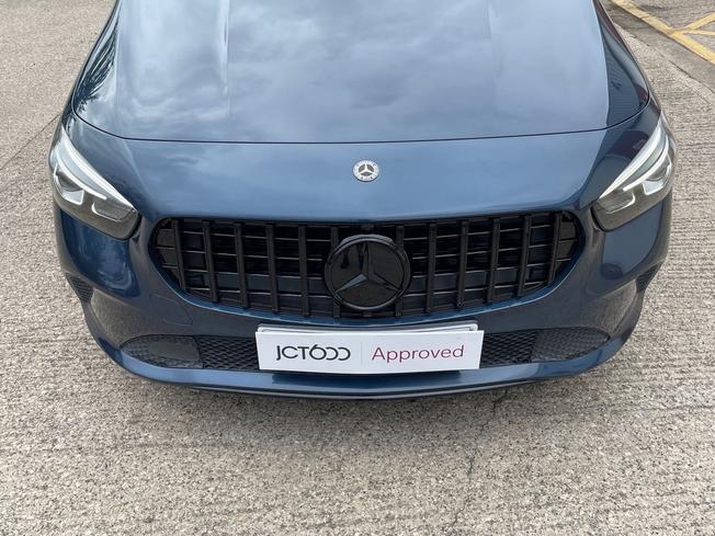 MERCEDES-BENZ B Class Photo 21