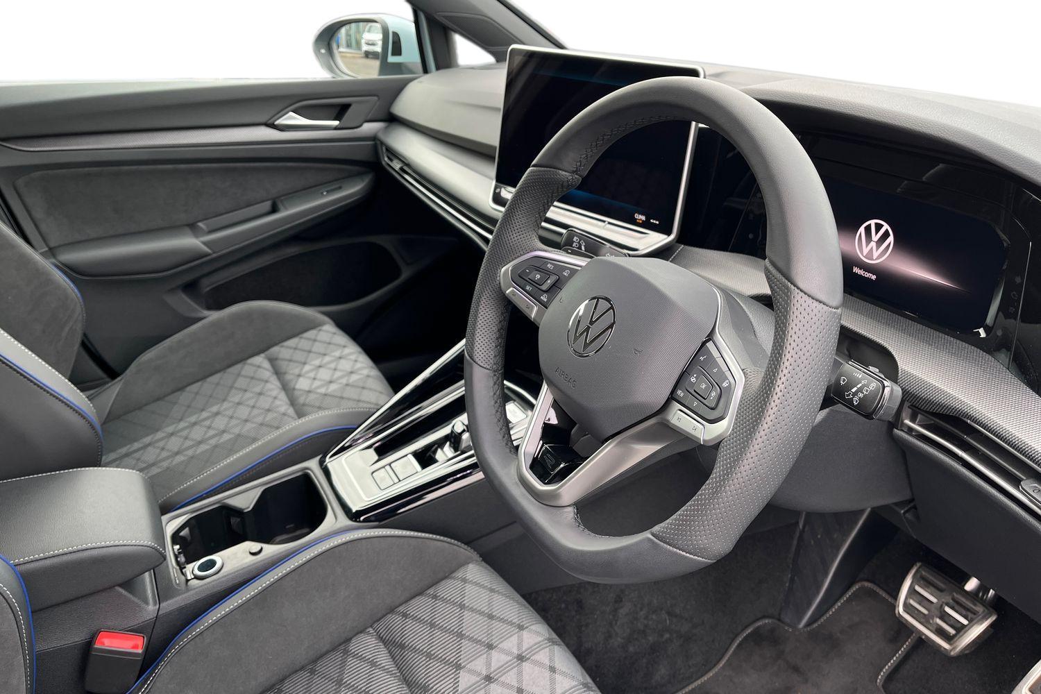 Volkswagen GOLF Photo 8