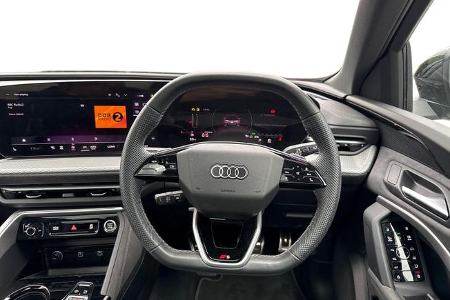AUDI Q5 Photo 11