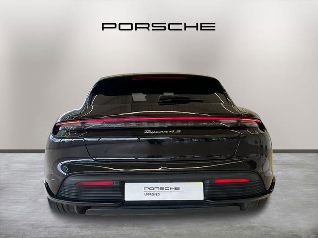 PORSCHE Taycan Photo 6
