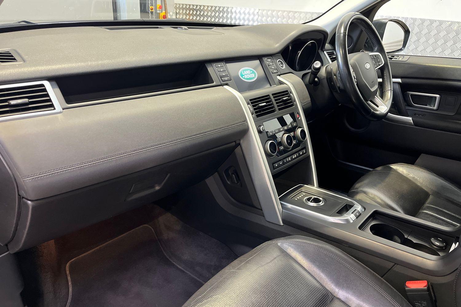 Land Rover DISCOVERY SPORT Photo 17