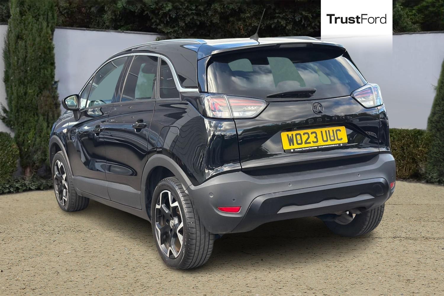 Vauxhall Crossland Photo 1