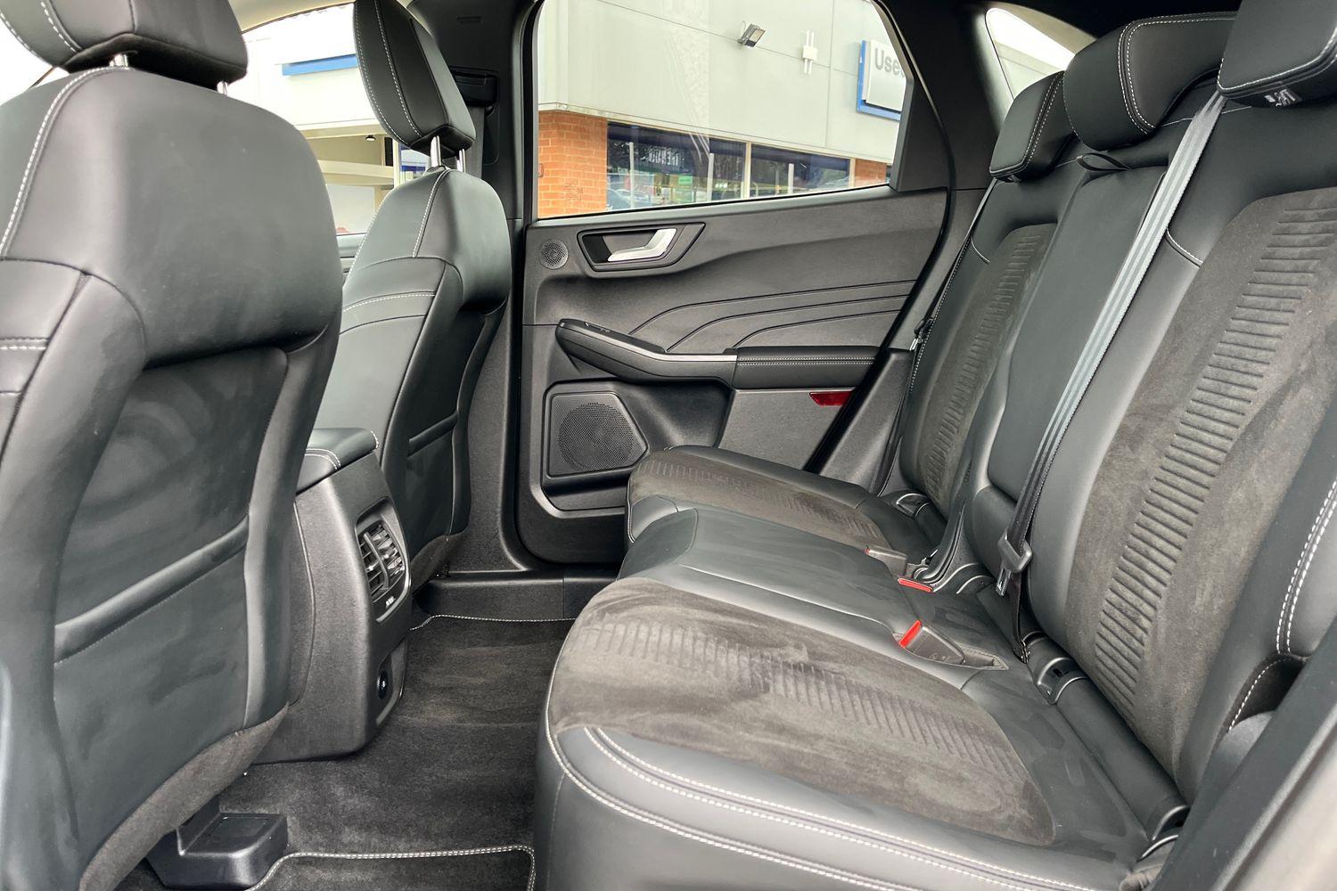 Ford KUGA Photo 19