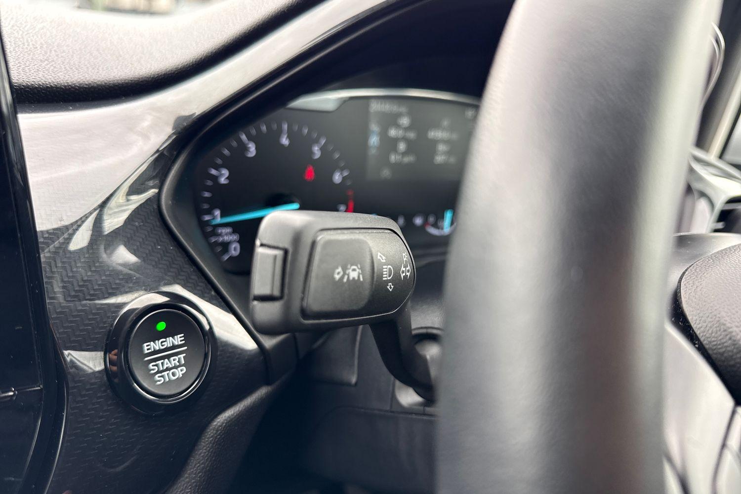 Ford FIESTA Photo 13