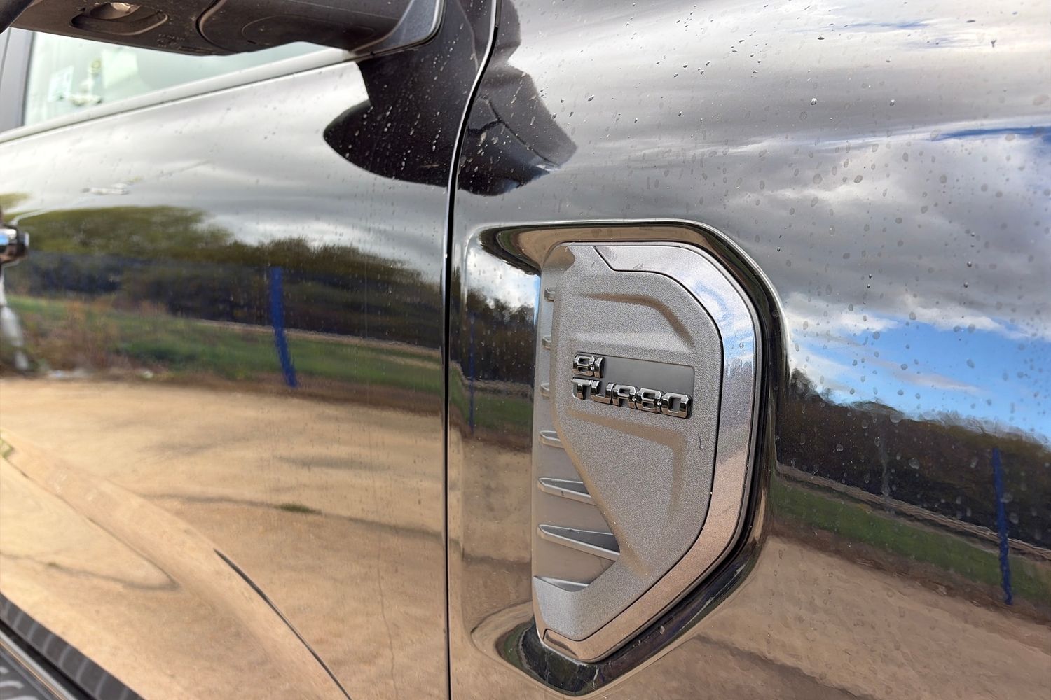 Ford RANGER Photo 17