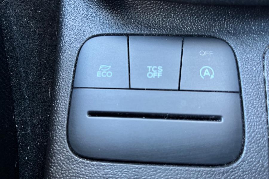 Ford FIESTA Photo autoimg-94d1f0404e04315b33382315e4306ac9d49d3a9a.jpg