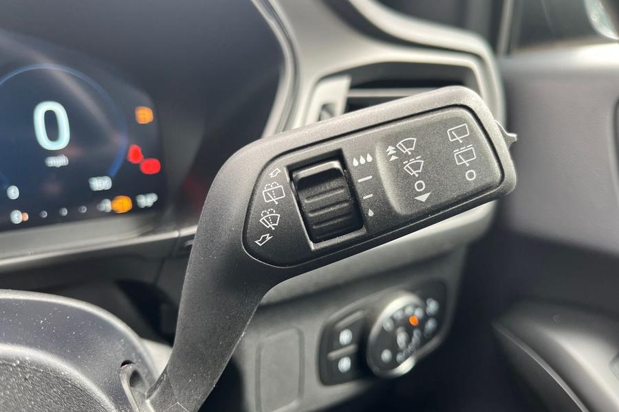 Ford FOCUS Photo autoimg-94d239aaae72eeae70be7041bfaf567e906c974e.jpg