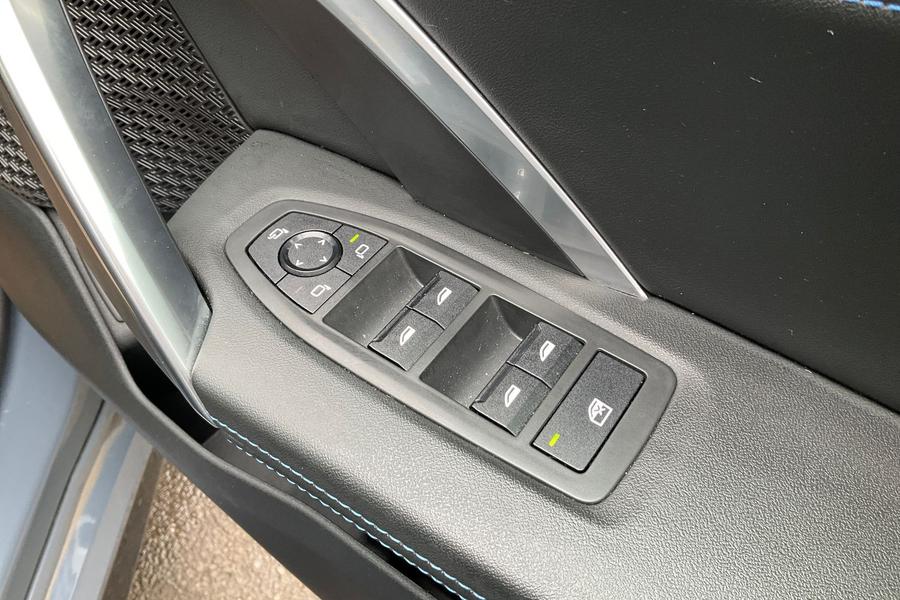 BMW X1 Photo autoimg-94d8c82e03f315fbd88505f32e10daf8014350c9.jpg