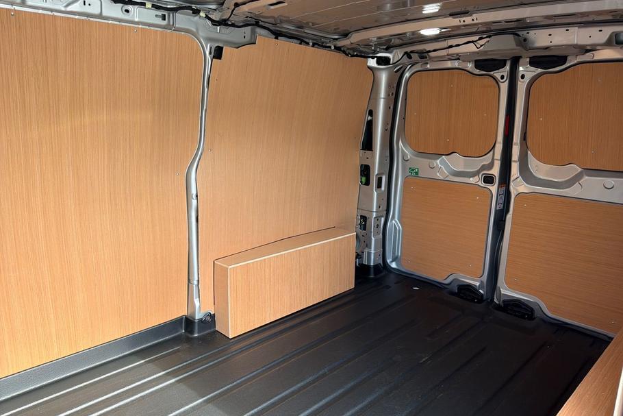 Used Ford TRANSIT CUSTOM YM25EZN 4