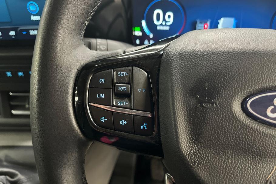 Used Ford TRANSIT CUSTOM WO25UHP 32