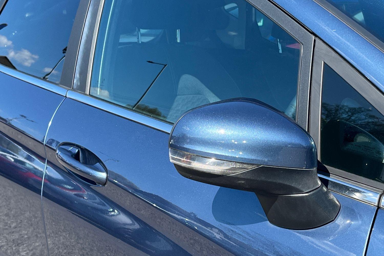 Ford FIESTA Photo 28