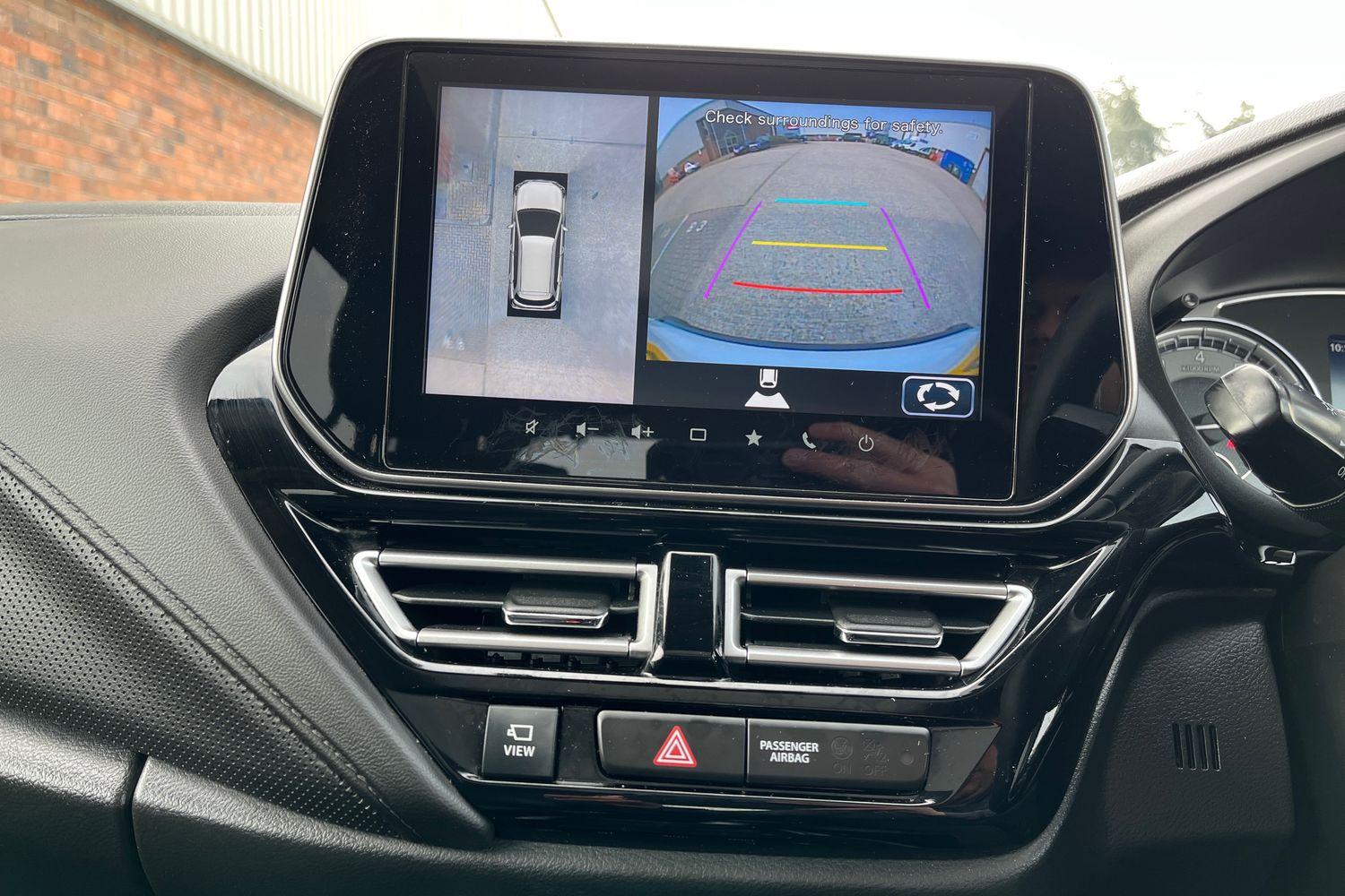 Suzuki S-Cross Photo 34
